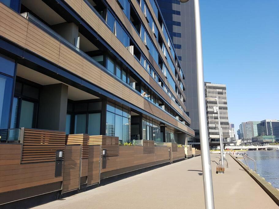 Melbourne Docklands Riverside Views Εξωτερικό φωτογραφία