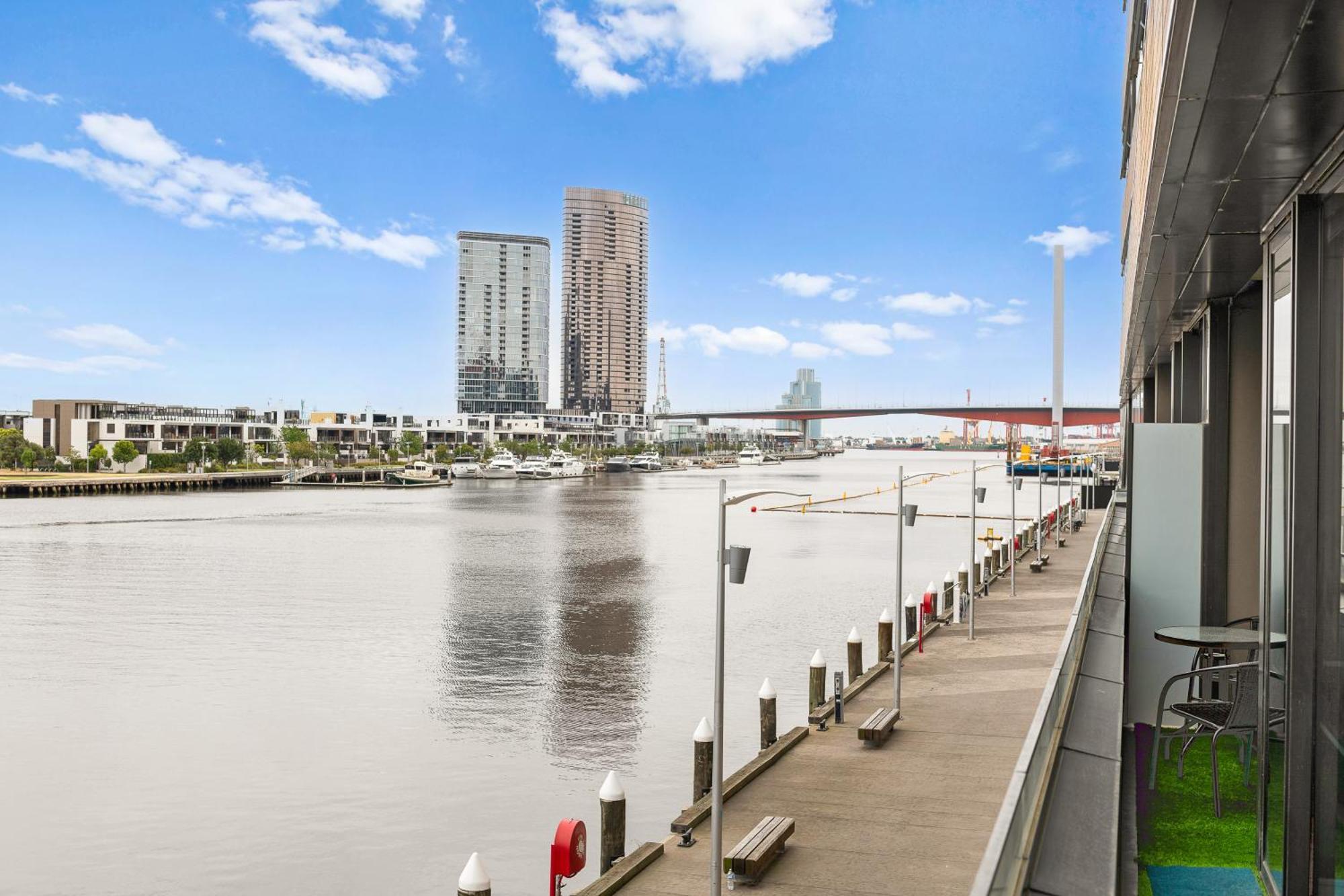 Melbourne Docklands Riverside Views Εξωτερικό φωτογραφία
